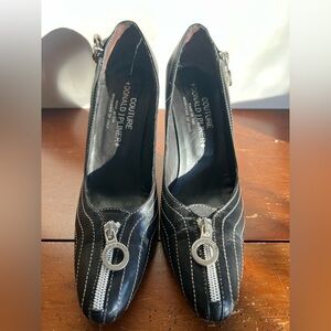 Vintage Donald J Pliner black pump